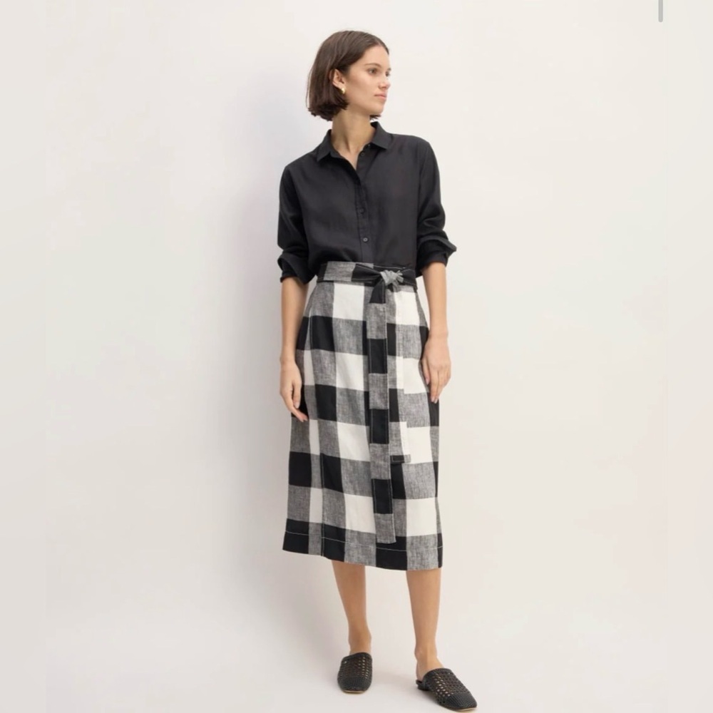 Everlane THE LINEN WRAP SKIRT in White and Black Checkered Print Size 8